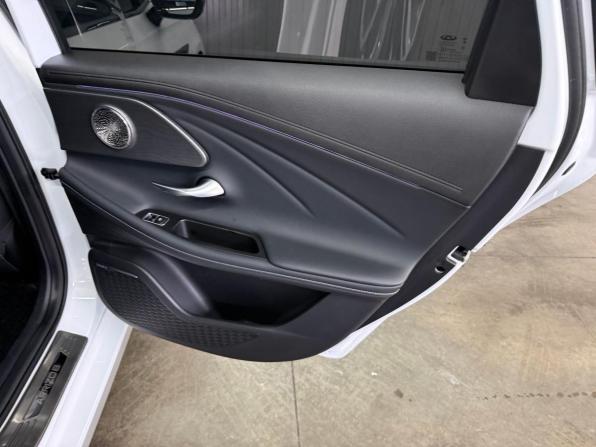 Chery Arrizo 8 с пробегом 2023 года, цена 2 037 000 рублей, 57000 км, седан, Автокод Объявления