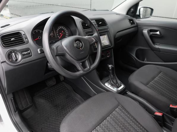 Volkswagen Polo V Рестайлинг с пробегом 2016 года, цена 998 000 рублей, 168801 км, седан, Автокод Объявления