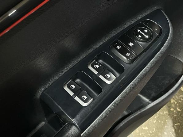 Kia Rio IV с пробегом 2019 года, цена 1 195 000 рублей, 82438 км, седан, Автокод Объявления
