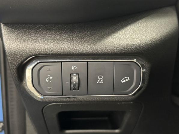 Haval Jolion I Рестайлинг с пробегом 2023 года, цена 1 690 000 рублей, 90334 км, внедорожник, Автокод Объявления
