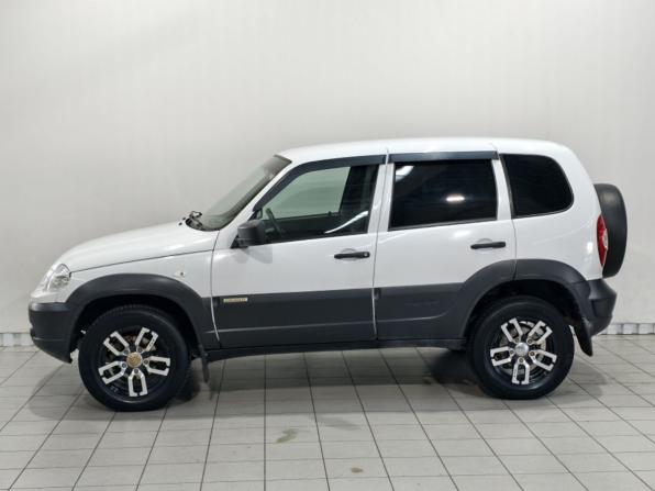 Chevrolet Niva I Рестайлинг с пробегом 2017 года, цена 802 000 рублей, 92687 км, внедорожник, Автокод Объявления