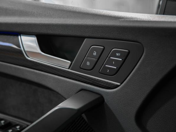 Audi SQ5 II (FY) с пробегом 2017 года, цена 3 200 000 рублей, 195000 км, внедорожник, Автокод Объявления