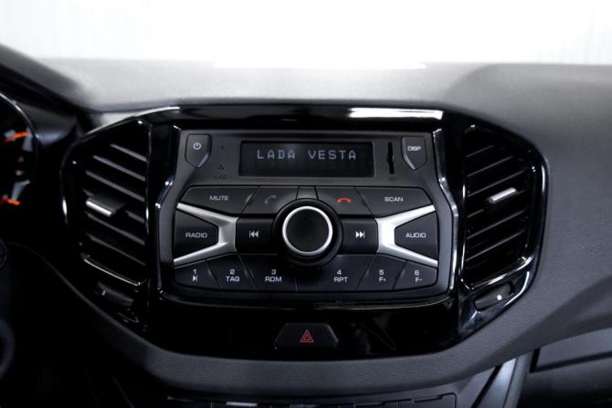 Lada (ВАЗ) Vesta I с пробегом 2020 года, цена 999 000 рублей, 88190 км, седан, Автокод Объявления