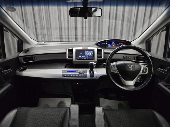 Honda Freed I Рестайлинг 2 с пробегом 2014 года, цена 1 199 000 рублей, 185000 км, компактвэн, Автокод Объявления