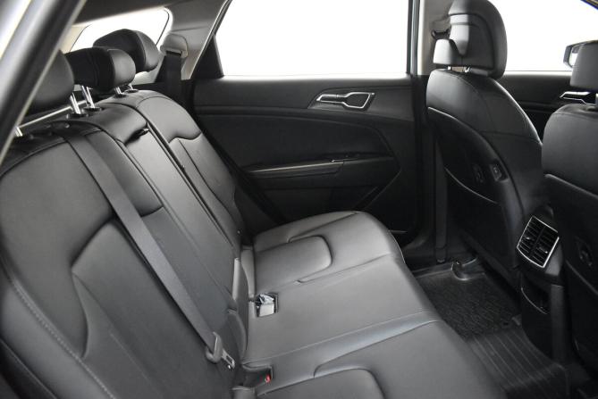 Kia Sportage V с пробегом 2022 года, цена 3 800 000 рублей, 38170 км, внедорожник, Автокод Объявления