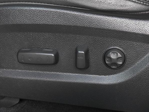 Hyundai Santa Fe III Рестайлинг с пробегом 2015 года, цена 2 499 000 рублей, 195467 км, внедорожник, Автокод Объявления