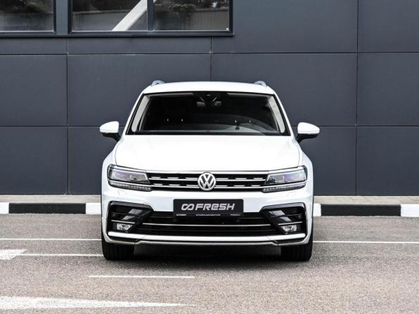 Volkswagen Tiguan II с пробегом 2019 года, цена 2 824 000 рублей, 185855 км, внедорожник, Автокод Объявления