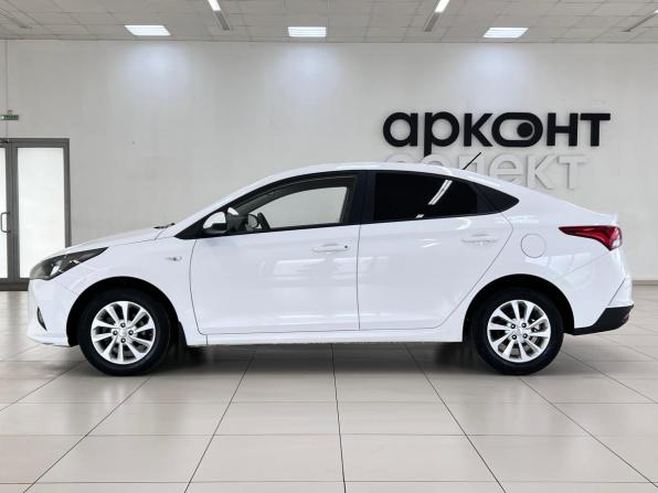 Hyundai Solaris II Рестайлинг с пробегом 2021 года, цена 1 630 000 рублей, 99916 км, седан, Автокод Объявления