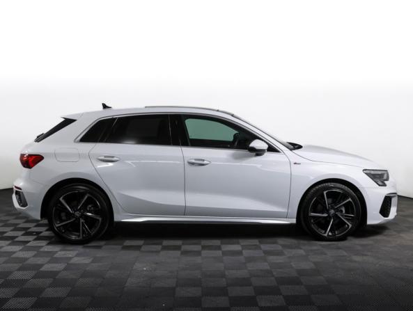 Audi A3 IV (8Y) с пробегом 2021 года, цена 2 804 000 рублей, 75494 км, хэтчбек, Автокод Объявления