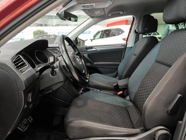 Volkswagen Tiguan II с пробегом 2019 года, цена 2 950 000 рублей, 120960 км, внедорожник, Автокод Объявления