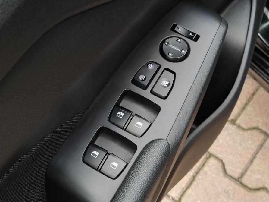 Hyundai Solaris II Екатеринбург  - изображение 7