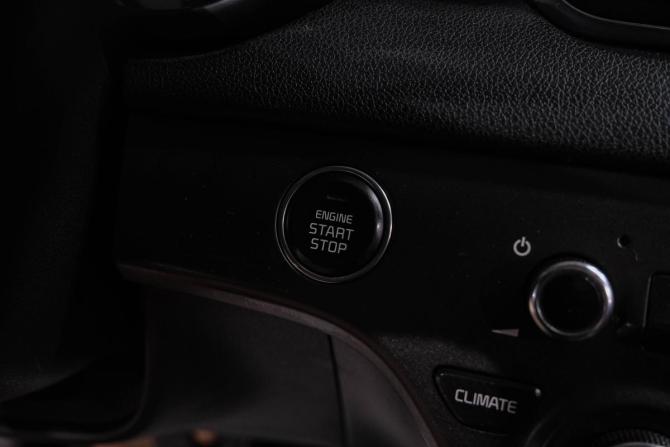 Kia Sportage IV с пробегом 2016 года, цена 1 649 000 рублей, 128251 км, внедорожник, Автокод Объявления