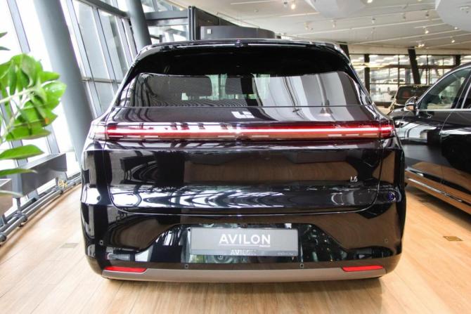 Новый Li Auto (Lixiang) L6 2025 года, цена 8 382 315 рублей, внедорожник, Автокод Объявления