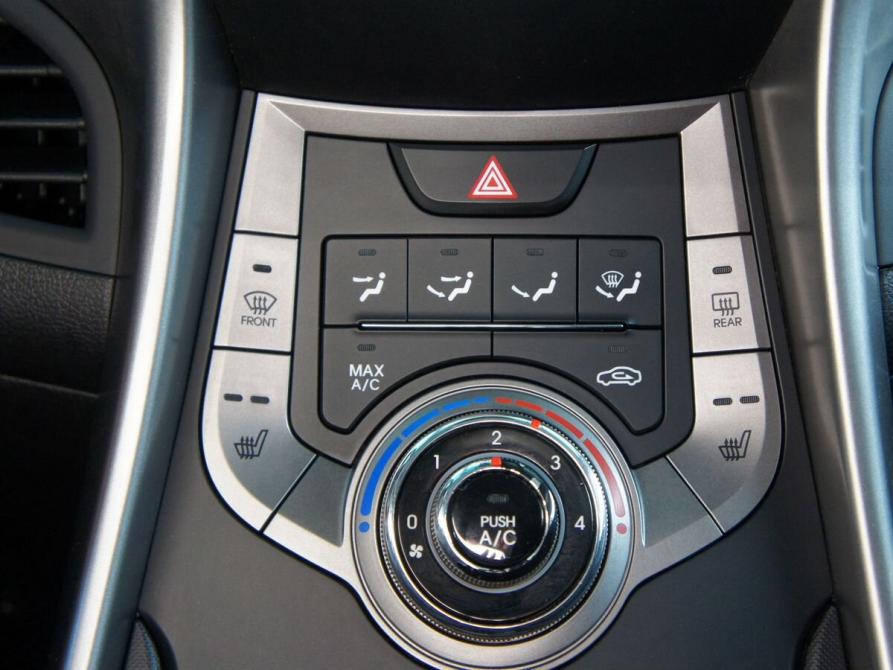Hyundai Elantra V (MD) Рестайлинг Березовский  - изображение 11