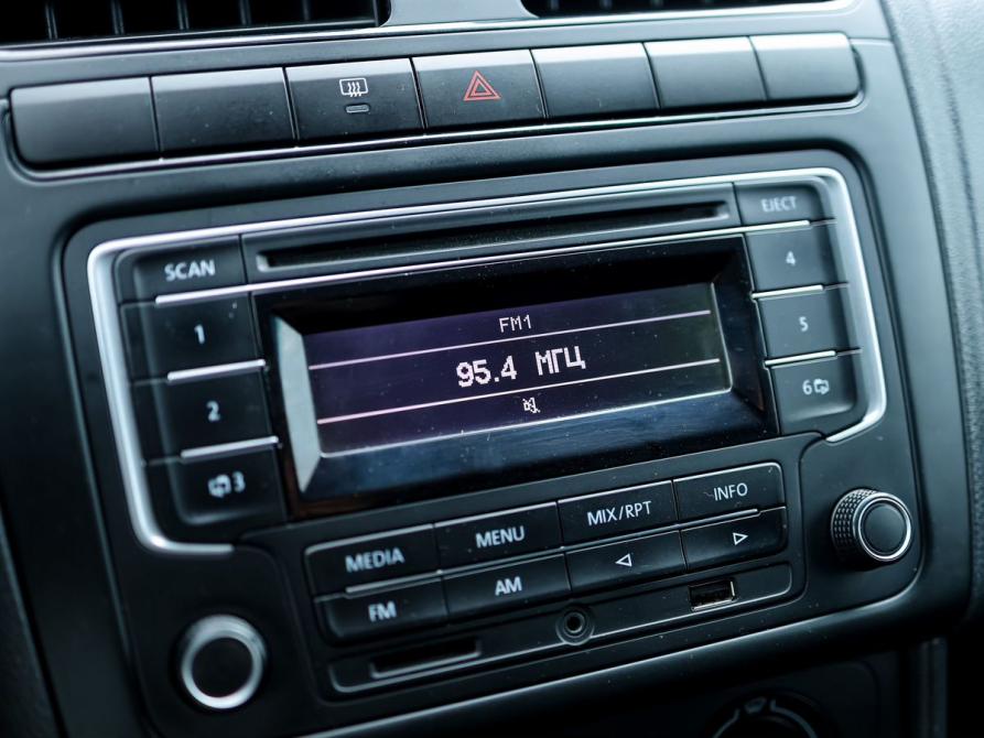 Volkswagen Polo V Рестайлинг Ижевск  - изображение 14