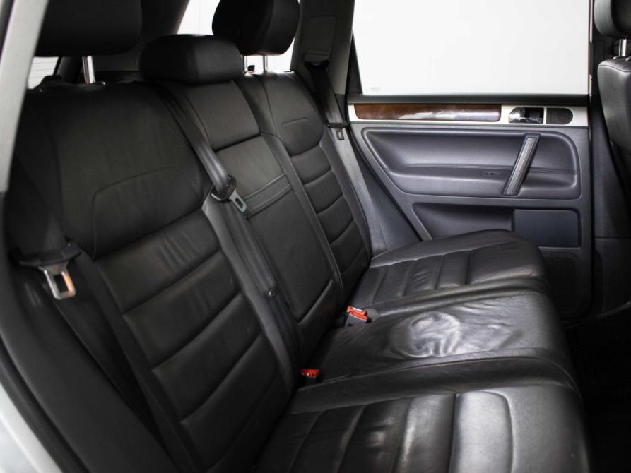 Volkswagen Touareg I Рестайлинг Москва  - изображение 10