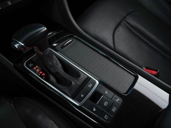 Kia Optima IV Рестайлинг с пробегом 2019 года, цена 2 049 777 рублей, 103147 км, седан, Автокод Объявления