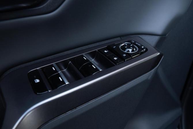 Toyota RAV4 VI (XA60) с пробегом 2026 года, цена 4 260 000 рублей, 88 км, внедорожник, Автокод Объявления
