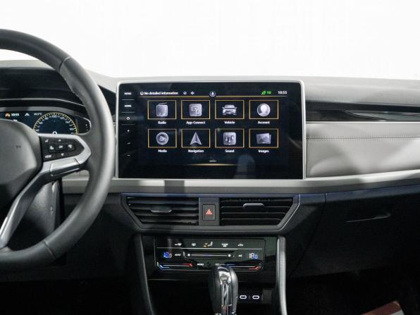 Volkswagen Bora IV с пробегом 2022 года, цена 2 130 000 рублей, 4635 км, седан, Автокод Объявления