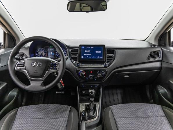 Hyundai Solaris II Рестайлинг с пробегом 2021 года, цена 1 478 000 рублей, 126067 км, седан, Автокод Объявления