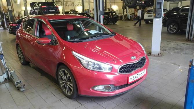 Kia Ceed II с пробегом 2013 года, цена 995 000 рублей, 161455 км, хэтчбек, Автокод Объявления