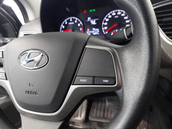 Hyundai Solaris II с пробегом 2020 года, цена 1 505 000 рублей, 76000 км, седан, Автокод Объявления