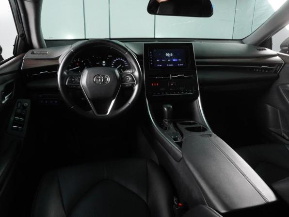 Toyota Avalon V с пробегом 2022 года, цена 2 999 000 рублей, 27550 км, седан, Автокод Объявления