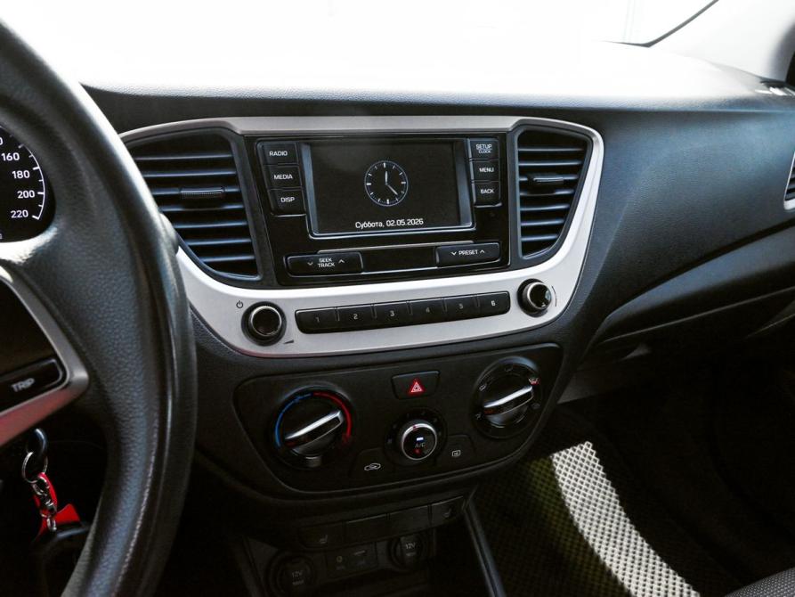 Hyundai Solaris II Екатеринбург  - изображение 10