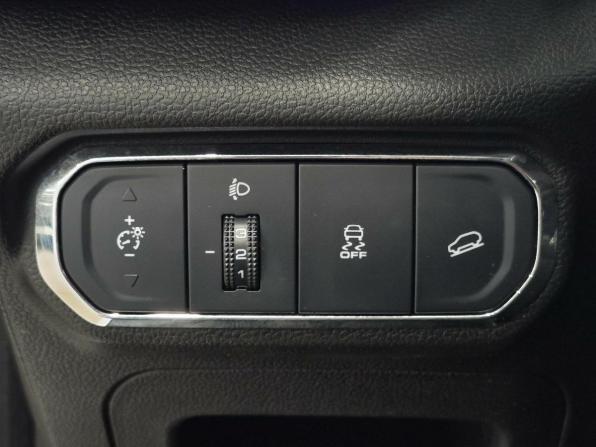 Haval Jolion I с пробегом 2022 года, цена 1 399 000 рублей, 106069 км, внедорожник, Автокод Объявления