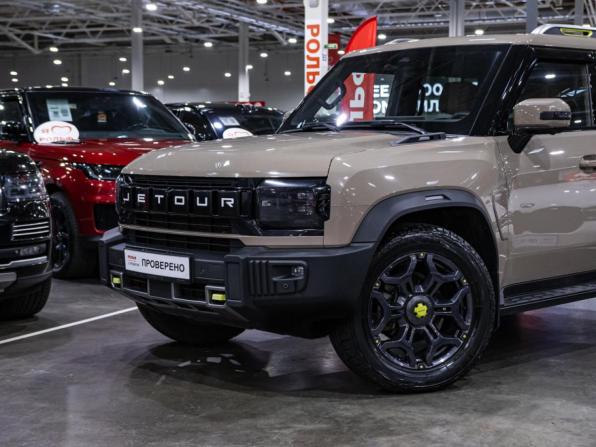 JETOUR T2 с пробегом 2024 года, цена 2 998 000 рублей, 66333 км, внедорожник, Автокод Объявления