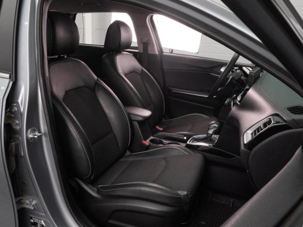 Kia Ceed III с пробегом 2018 года, цена 1 599 000 рублей, 167062 км, универсал, Автокод Объявления