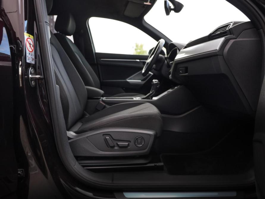 Audi Q3 II (F3) Санкт-Петербург  - изображение 28