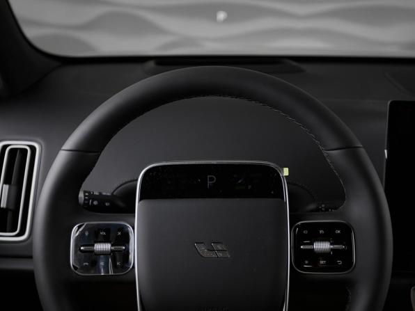Новый Li Auto (Lixiang) L6 2025 года, цена 8 190 000 рублей, внедорожник, Автокод Объявления