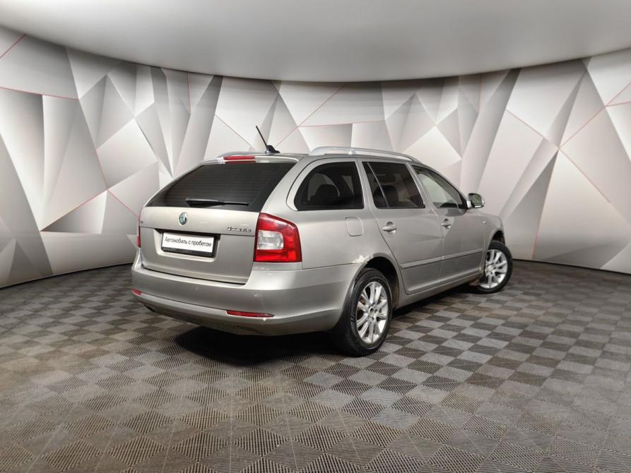 Skoda Octavia II (A5) Рестайлинг Москва  - изображение 2