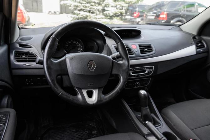 Renault Fluence I с пробегом 2010 года, цена 539 000 рублей, 156961 км, седан, Автокод Объявления