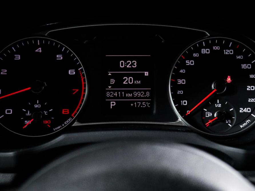 Audi A1 I (8X) Москва  - изображение 11