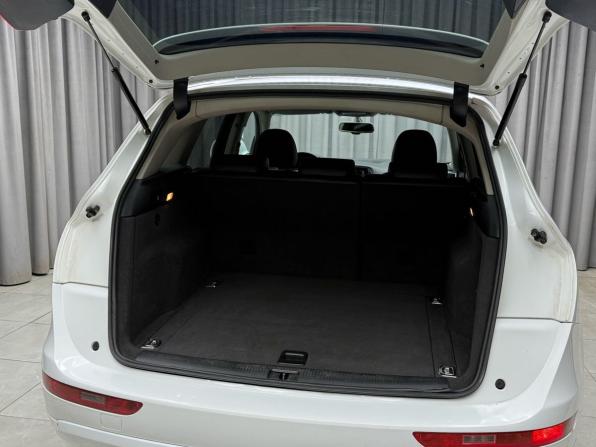 Audi Q5 I (8R) с пробегом 2010 года, цена 1 449 000 рублей, 205556 км, внедорожник, Автокод Объявления