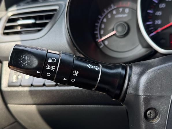 Kia Rio III Рестайлинг с пробегом 2015 года, цена 1 159 000 рублей, 91254 км, хэтчбек, Автокод Объявления