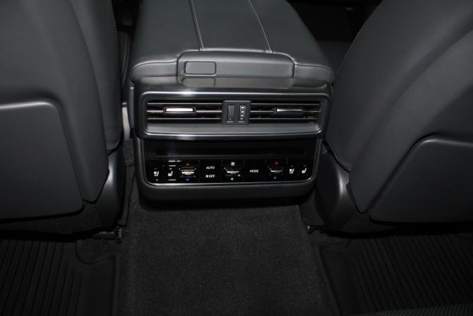 Lexus LX IV с пробегом 2024 года, цена 19 000 000 рублей, 14233 км, внедорожник, Автокод Объявления