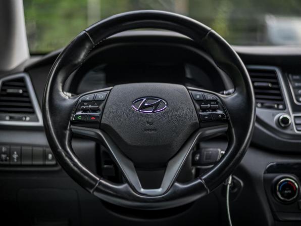 Hyundai Tucson III с пробегом 2015 года, цена 1 290 000 рублей, 192466 км, внедорожник, Автокод Объявления