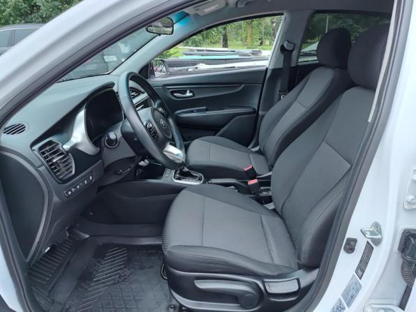 Kia Rio IV Рестайлинг с пробегом 2021 года, цена 1 520 000 рублей, 85344 км, седан, Автокод Объявления