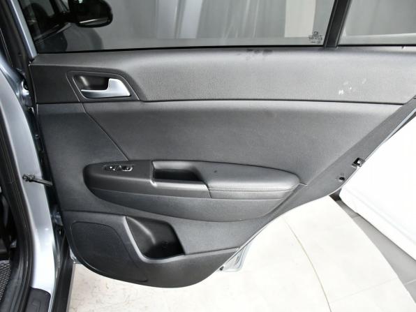 Kia Sportage IV Рестайлинг с пробегом 2019 года, цена 2 487 000 рублей, 111382 км, внедорожник, Автокод Объявления
