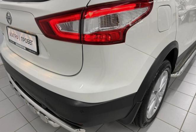 Nissan Qashqai II с пробегом 2015 года, цена 1 550 000 рублей, 37925 км, внедорожник, Автокод Объявления