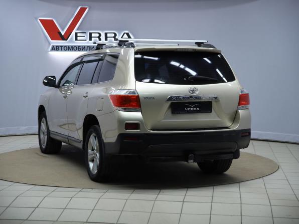 Toyota Highlander II (XU40) Рестайлинг с пробегом 2011 года, цена 1 490 000 рублей, 343229 км, внедорожник, Автокод Объявления