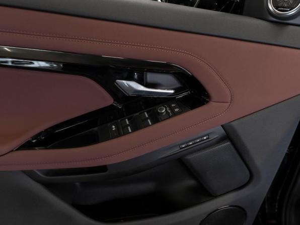 Land Rover Range Rover Evoque II Рестайлинг с пробегом 2025 года, цена 6 250 000 рублей, 26 км, внедорожник, Автокод Объявления