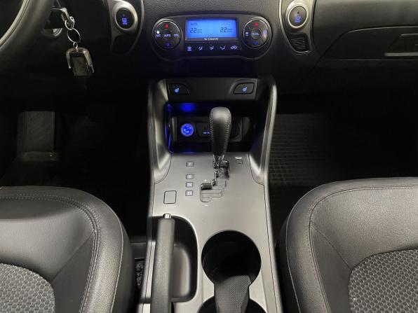Hyundai ix35 I с пробегом 2013 года, цена 1 349 000 рублей, 101669 км, внедорожник, Автокод Объявления
