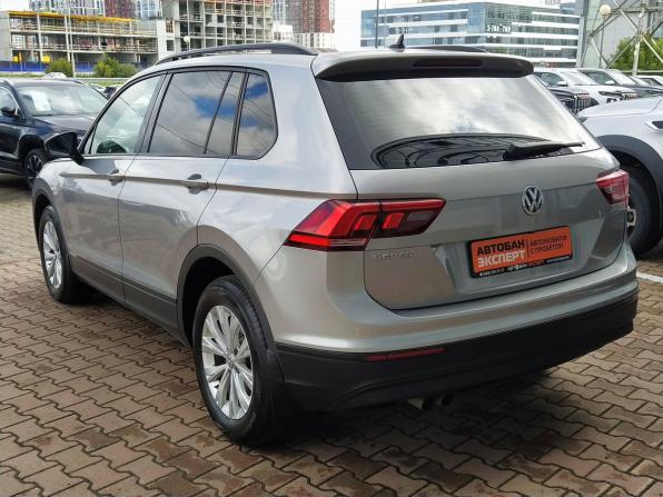 Volkswagen Tiguan II с пробегом 2020 года, цена 2 400 000 рублей, 102873 км, внедорожник, Автокод Объявления