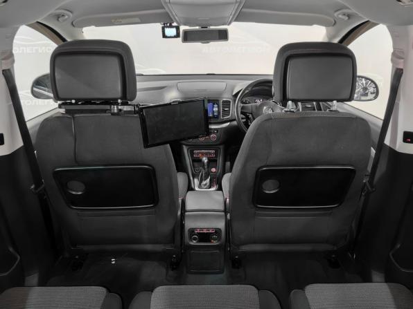 Volkswagen Sharan II с пробегом 2013 года, цена 1 330 000 рублей, 150000 км, минивэн, Автокод Объявления