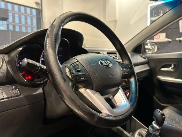 Kia Rio III с пробегом 2013 года, цена 800 000 рублей, 183865 км, хэтчбек, Автокод Объявления