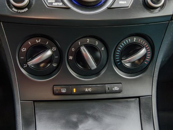 Mazda 3 II (BL) Рестайлинг с пробегом 2012 года, цена 998 000 рублей, 171111 км, седан, Автокод Объявления